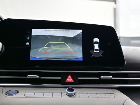 Certified 2023 Hyundai Elantra Limited image 20