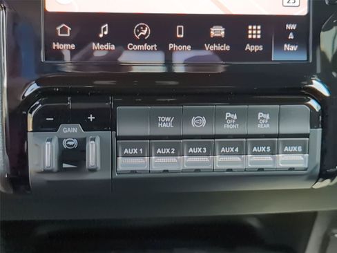 New 2026 RAM 2500 Tradesman AWD/4WD image 22