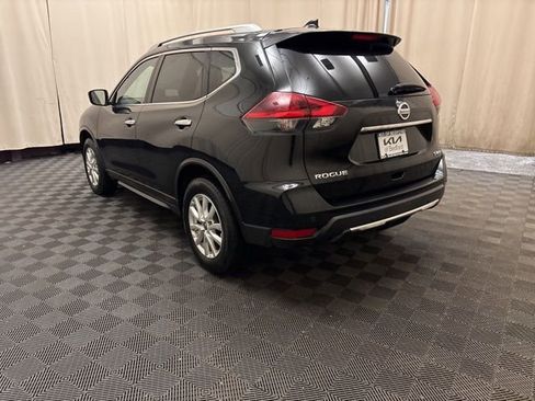 Used 2020 Nissan Rogue SV image 7
