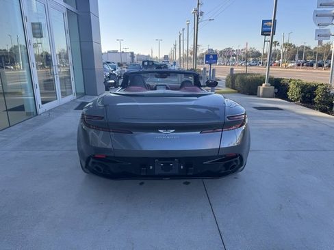 Used 2019 Aston Martin DB11 Volante image 16