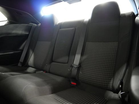 Used 2019 Dodge Challenger SXT RWD image 23
