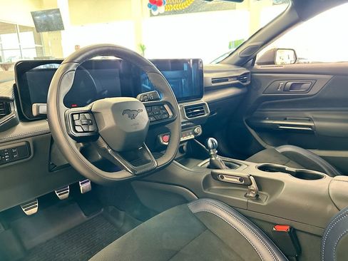 Certified 2025 Ford Mustang Dark Horse RWD image 9