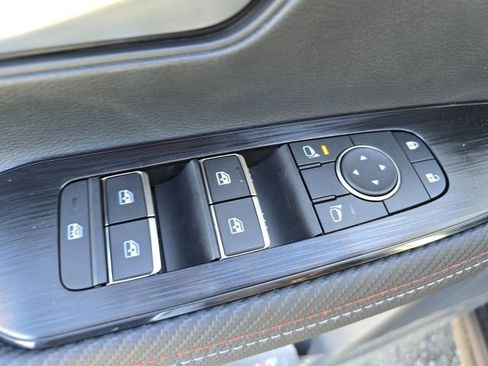 New 2026 Nissan Kicks SR w/ Cold Weather Package image 7