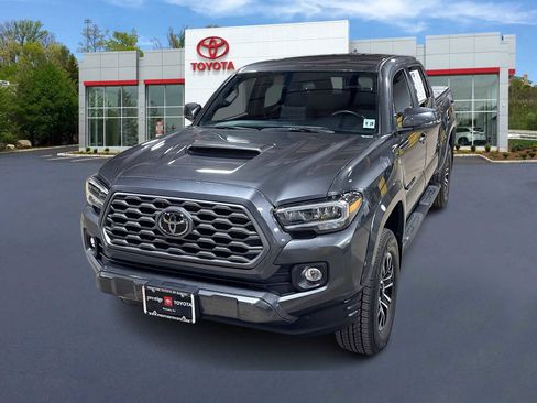 Used 2023 Toyota Tacoma TRD Sport image 1