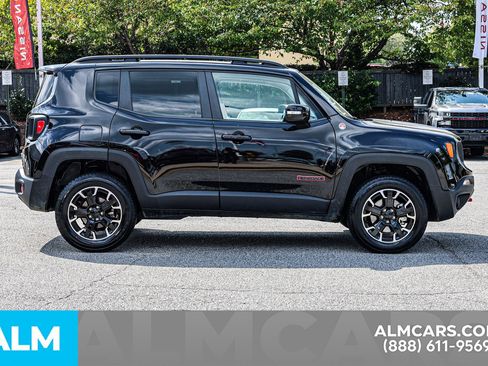 Used 2023 Jeep Renegade Trailhawk image 10
