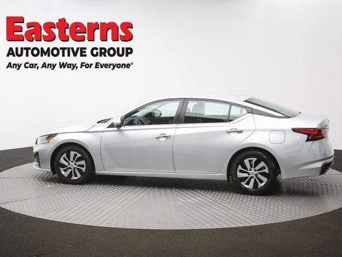 Used 2023 Nissan Altima 2.5 S FWD image 59