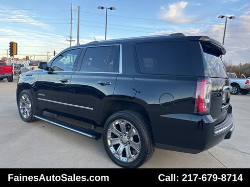 Used 2016 GMC Yukon Denali w/ Open Road Package image 12