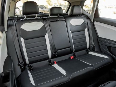 Used 2025 Volkswagen Taos SEL w/ Black Wheel Plus Package image 23