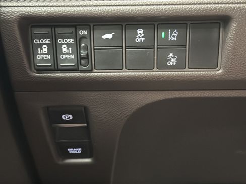 Used 2018 Honda Odyssey EX-L image 32
