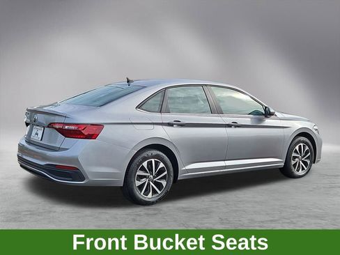 Used 2024 Volkswagen Jetta S image 7