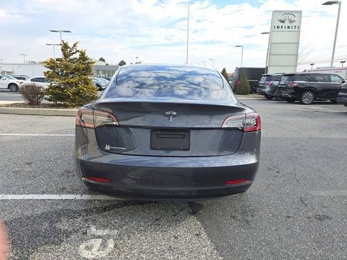 Used 2021 Tesla Model 3 Standard Range Plus image 6