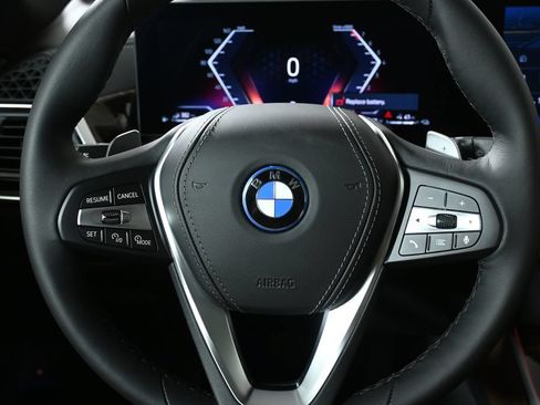 Used 2026 BMW X5 xDrive50e AWD/4WD image 18