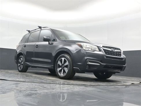 Used 2017 Subaru Forester 2.5i Premium image 45