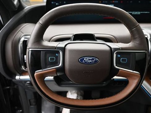 Certified 2025 Ford Expedition Max King Ranch AWD/4WD image 17