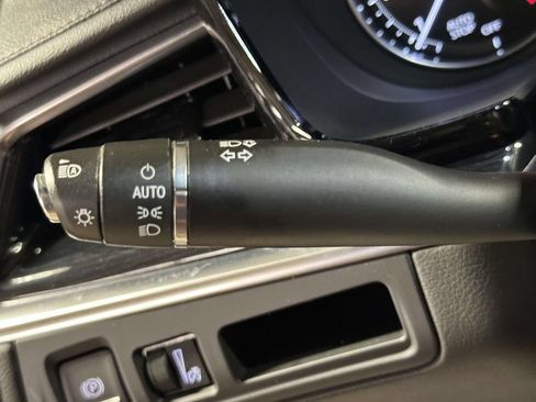 Used 2024 Cadillac XT5 Premium Luxury AWD/4WD image 38