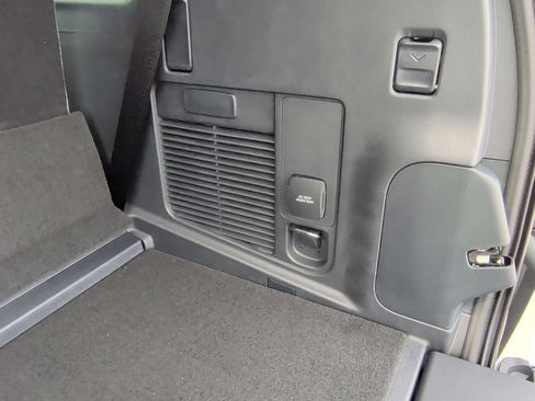 New 2027 Ford Expedition Active RWD image 43