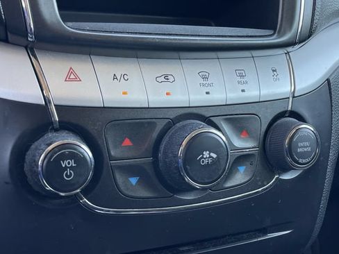 Used 2013 Dodge Journey SE FWD image 17