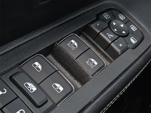 New 2026 RAM 2500 Laramie w/ Night Edition image 17