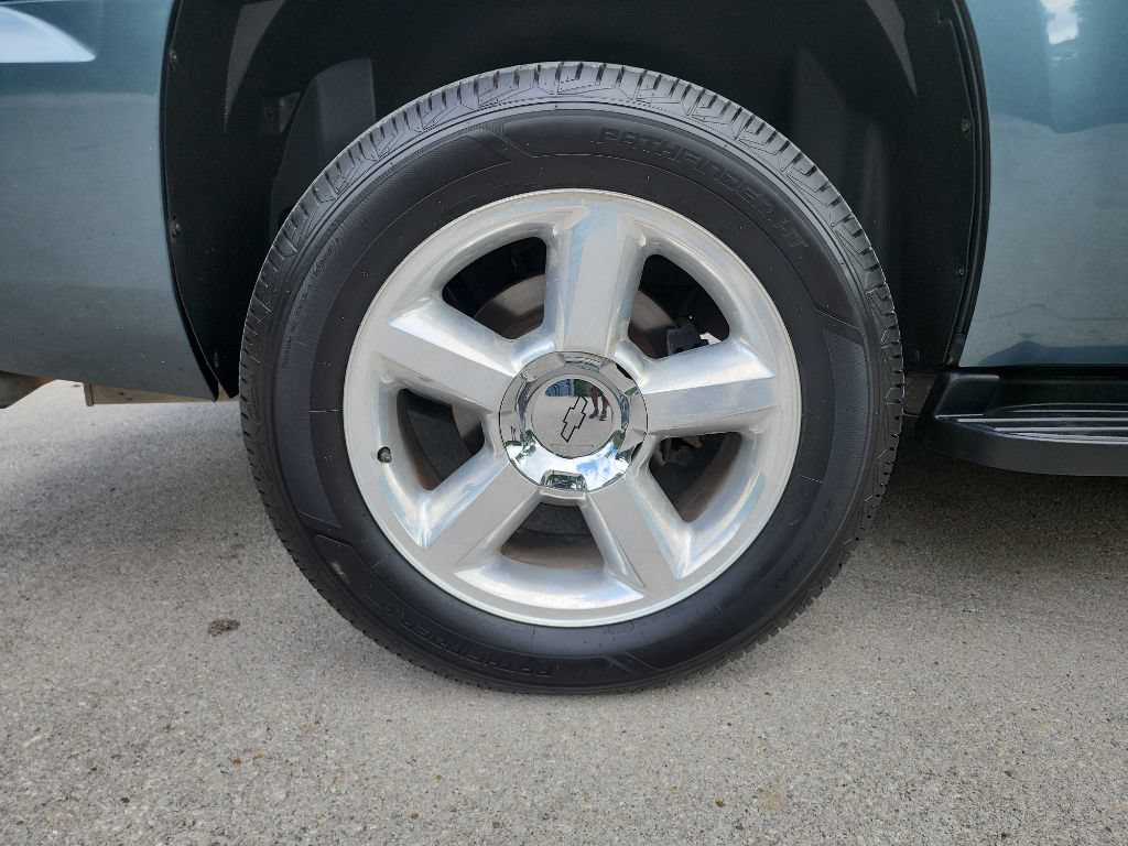 Used 2008 Chevrolet Tahoe LT RWD image 11