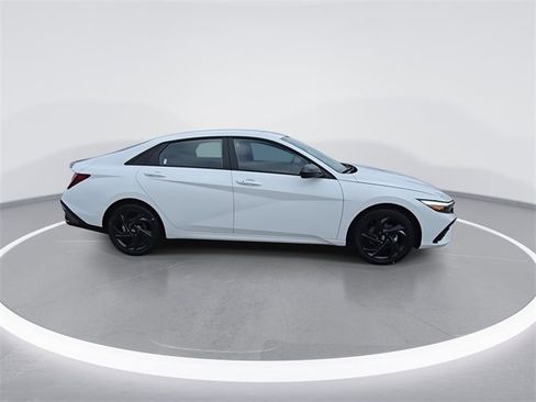 New 2026 Hyundai Elantra Sport image 9