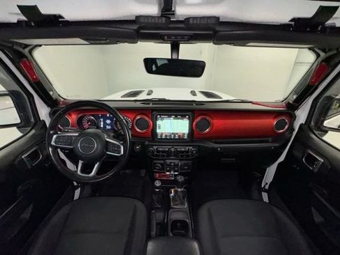 Used 2020 Jeep Gladiator Rubicon AWD/4WD image 10