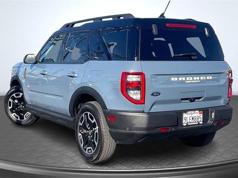 Certified 2024 Ford Bronco Sport Outer Banks w/ Tech Package image 2