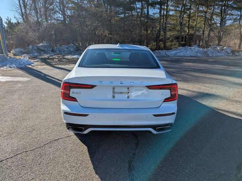 Used 2022 Volvo S60 T8 R-Design Expression w/ Protection Package Premier image 4