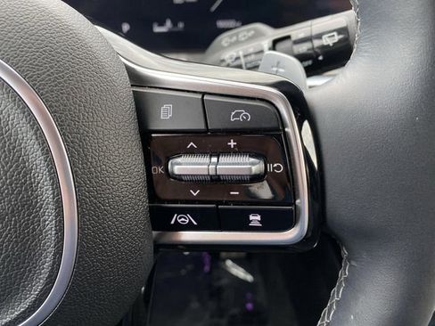 Certified 2024 Kia Sorento SX Prestige image 33