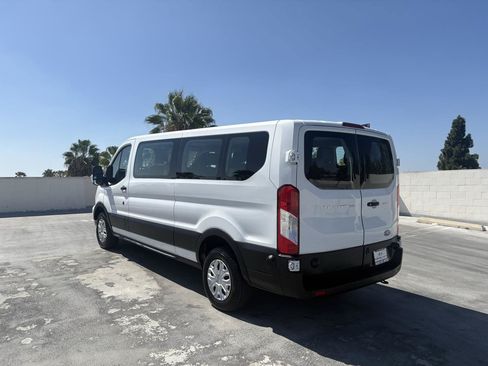 Used 2024 Ford Transit 350 XLT RWD image 11