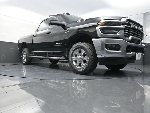 New 2025 RAM 2500 Big Horn AWD/4WD image 20