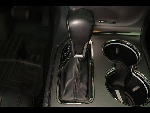 Used 2020 Jeep Grand Cherokee Limited X image 28