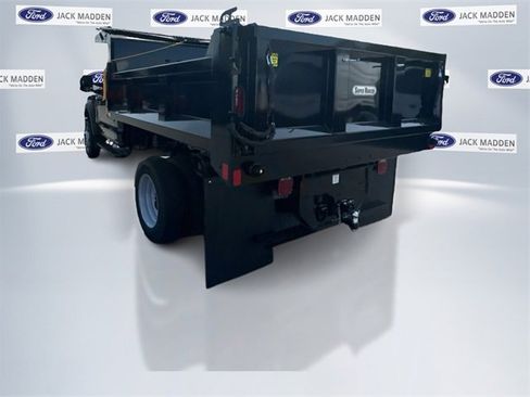 New 2025 Ford F550 4x4 Regular Cab Super Duty image 7