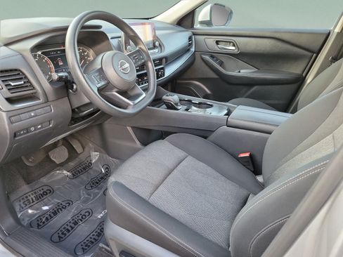 Used 2024 Nissan Rogue SV FWD image 18