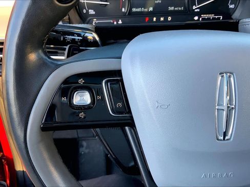 Used 2021 Lincoln Corsair AWD w/ Premium Package image 23