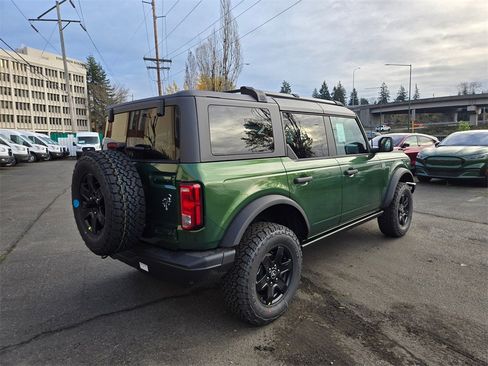 New 2025 Ford Bronco Big Bend w/ Black Diamond Package image 5