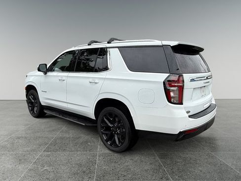 Used 2023 Chevrolet Tahoe LT w/ LT Signature Package AWD/4WD image 3