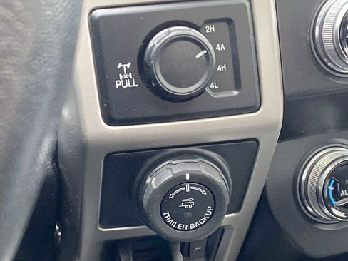 Used 2020 Ford F150 Lariat w/ Equipment Group 502A Luxury image 29