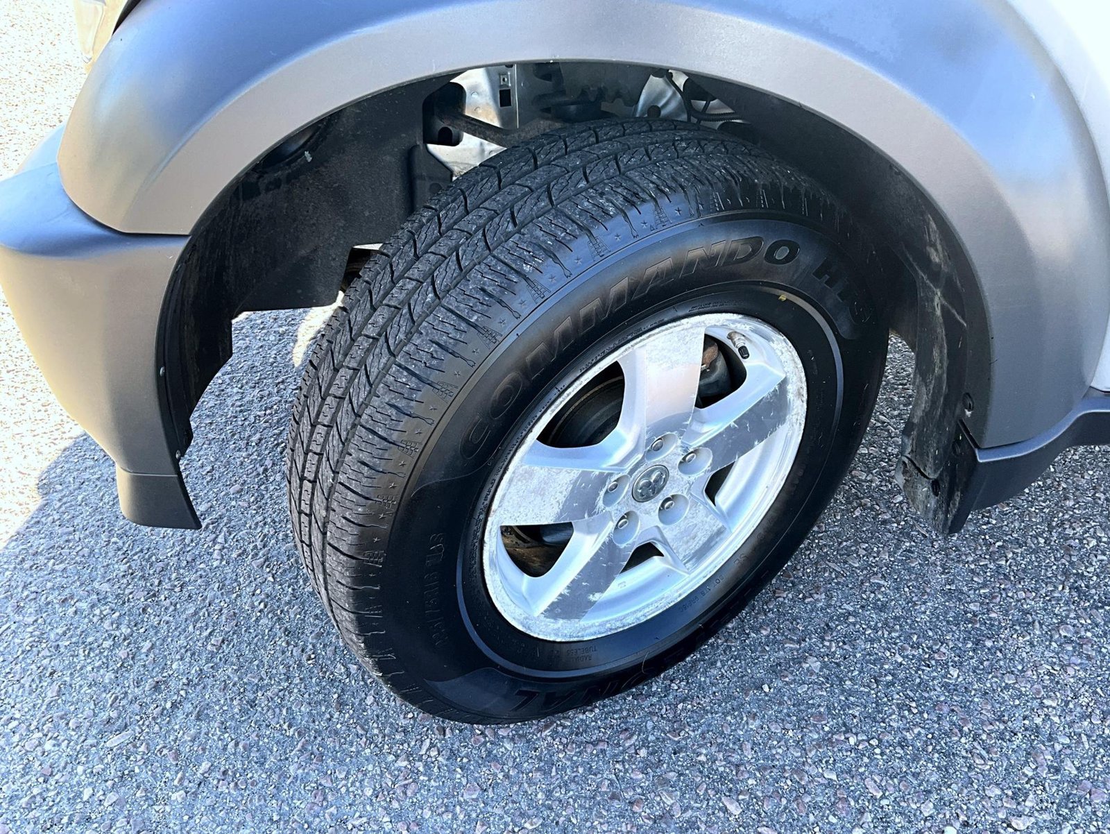 Used 2007 Dodge Nitro SXT AWD/4WD image 24
