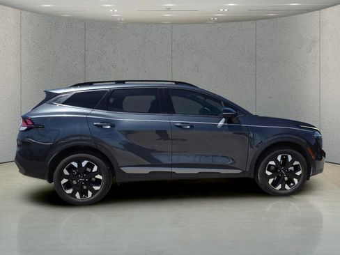 Used 2024 Kia Sportage X-Line AWD/4WD image 2
