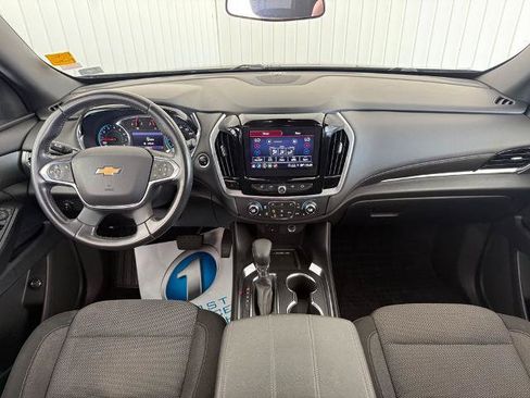 Used 2022 Chevrolet Traverse LT w/ LPO, Floor Liner Package AWD/4WD image 3