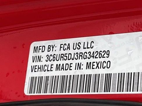 Used 2024 RAM 2500 Big Horn w/ Bed Utility Group image 33