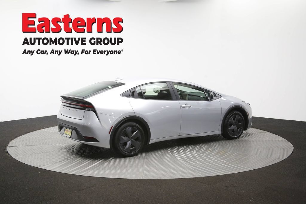 Used 2025 Toyota Prius LE FWD image 42