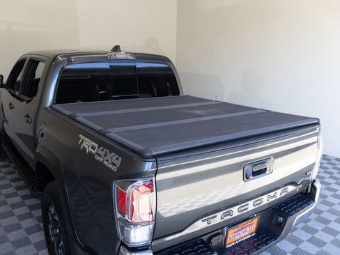 Used 2023 Toyota Tacoma TRD Off-Road w/ Black Out Package (TMS) AWD/4WD image 15