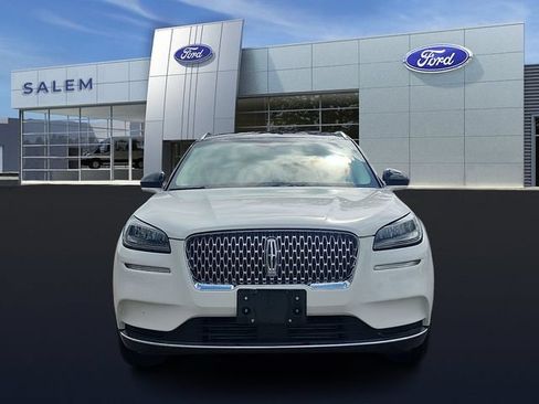 Used 2022 Lincoln Corsair AWD w/ Premium Package image 7