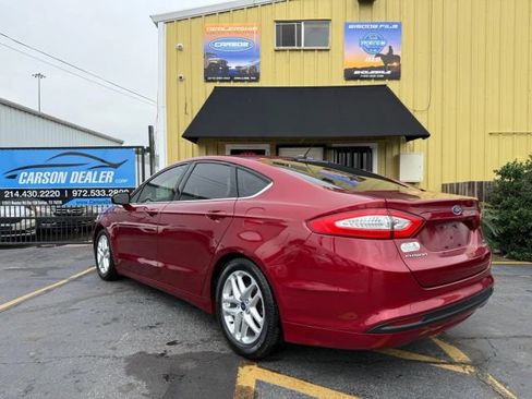 Used 2014 Ford Fusion SE image 6