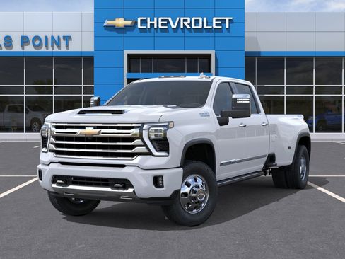 Used 2026 Chevrolet Silverado 3500 High Country w/ High Country Premium Package AWD/4WD image 6