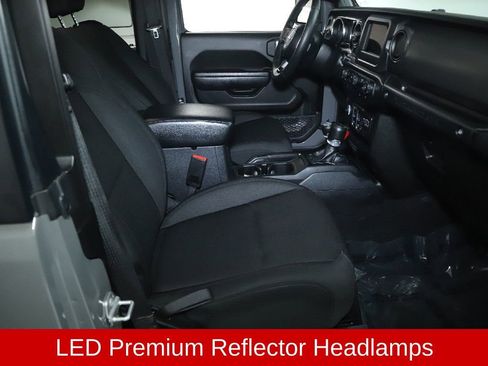 Used 2022 Jeep Wrangler Sport AWD/4WD image 31