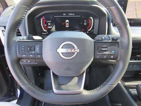 Certified 2025 Nissan Rogue SL FWD image 30