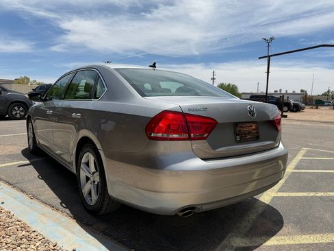Used 2013 Volkswagen Passat 2.5 SE FWD image 5