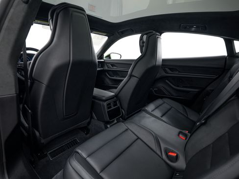 Certified 2024 Porsche Taycan GTS AWD/4WD image 25